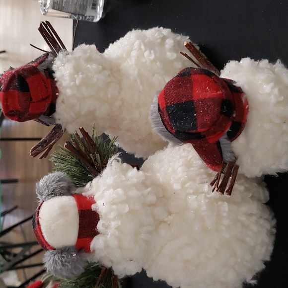 3 Snowman Plush Family- 9" Tall - Picture 5 of 6